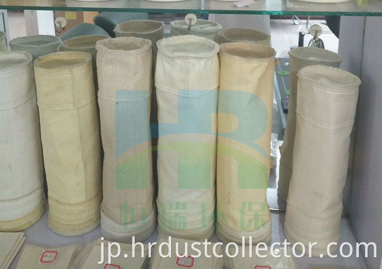 High temperature dust collecting bag